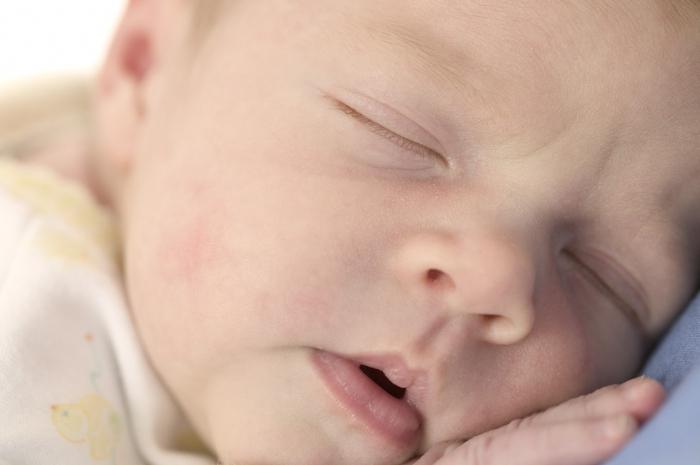 Како лијечити носећи нос у новорођенчади