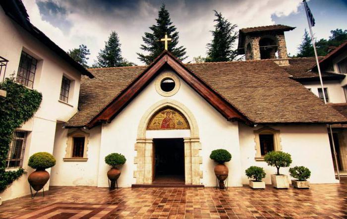 Манастири Кипра: опис најбољих манастирских манастира